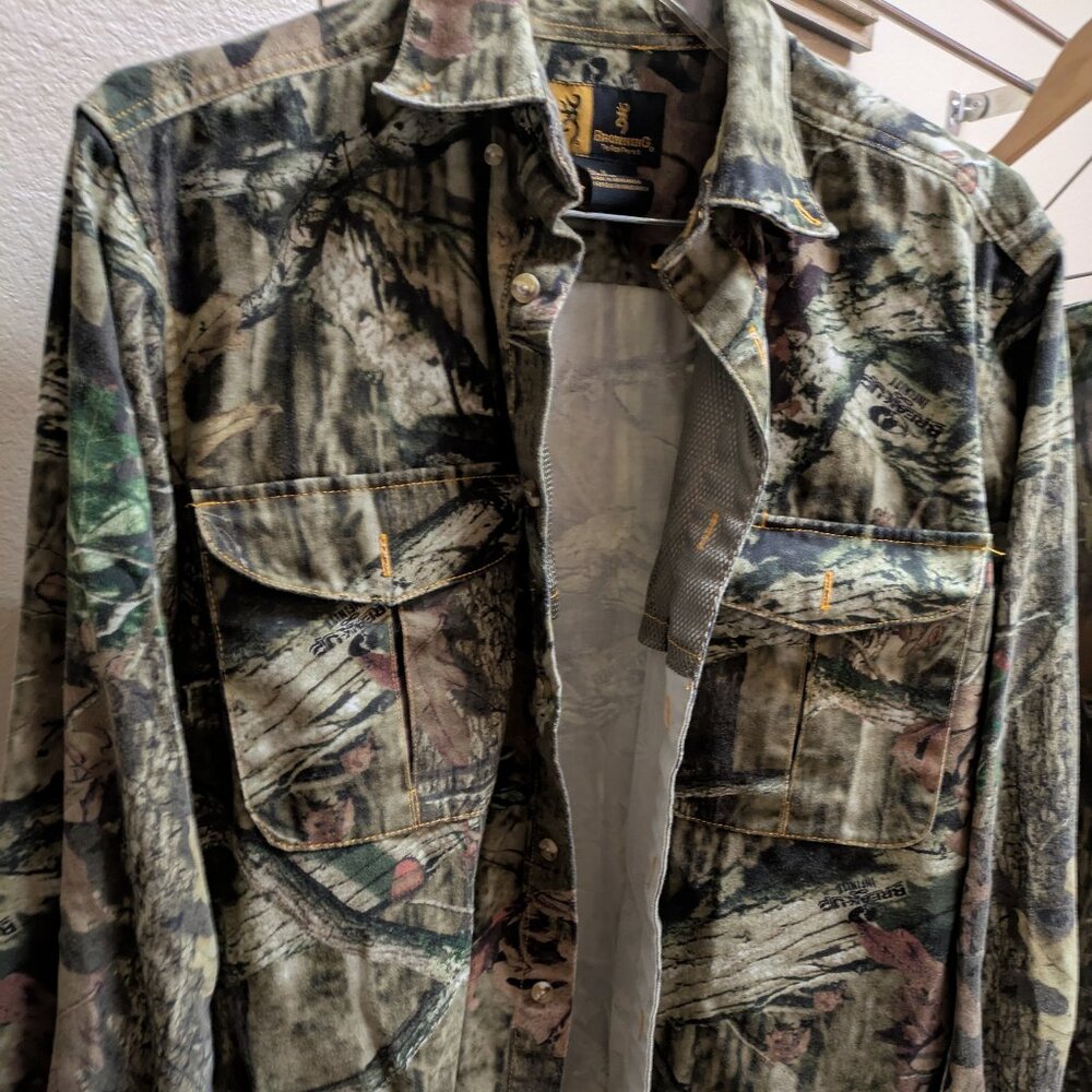 Men's Browning long sleeve.